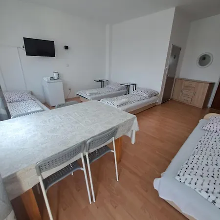 Nevada Homestay Gdynia